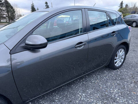 2013 Mazda MAZDA3 i Grand Touring