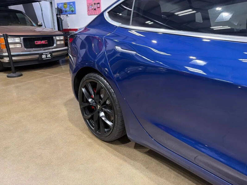 2019 Tesla Model 3 Long Range