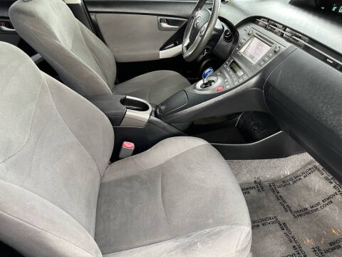 2013 Toyota Prius Three