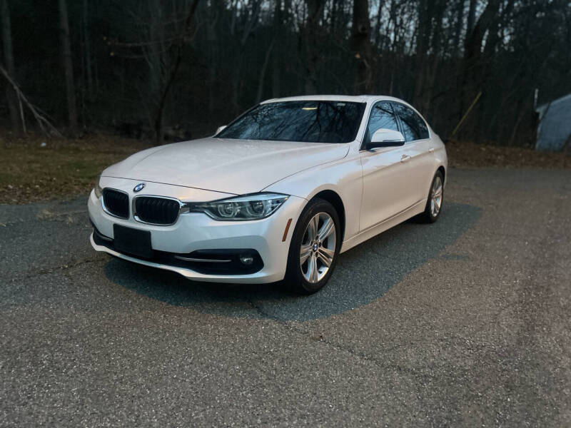 2018 BMW 3 Series 330i's photo