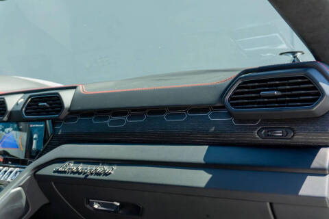 2021 Lamborghini Urus