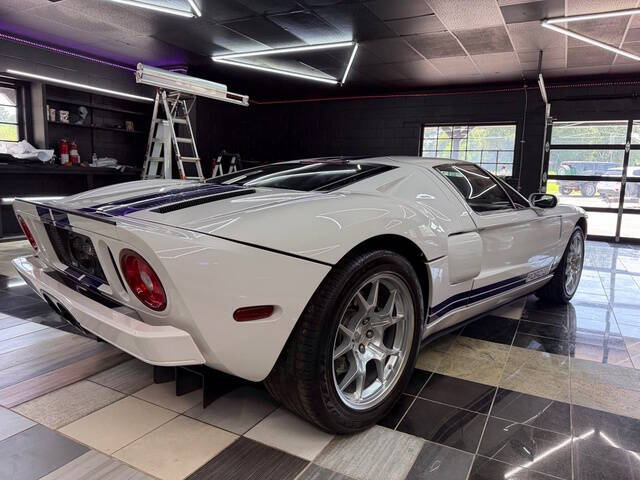 2005 Ford GT