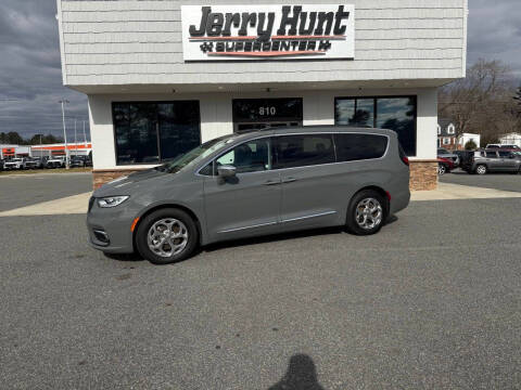 2022 Chrysler Pacifica for sale at Jerry Hunt Supercenter in Lexington NC