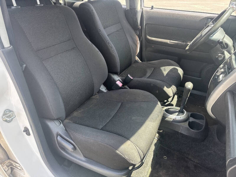 2005 Scion xB
