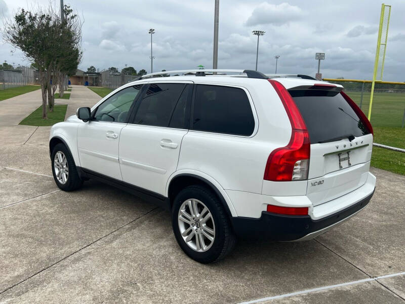 2011 Volvo XC90 3.2