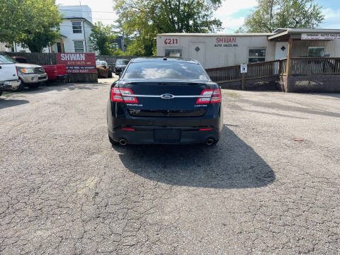 2018 Ford Taurus Limited