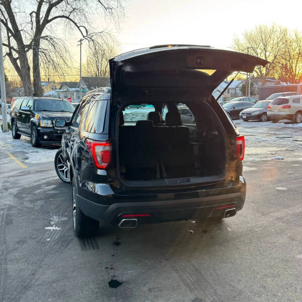 2016 Ford Explorer Sport