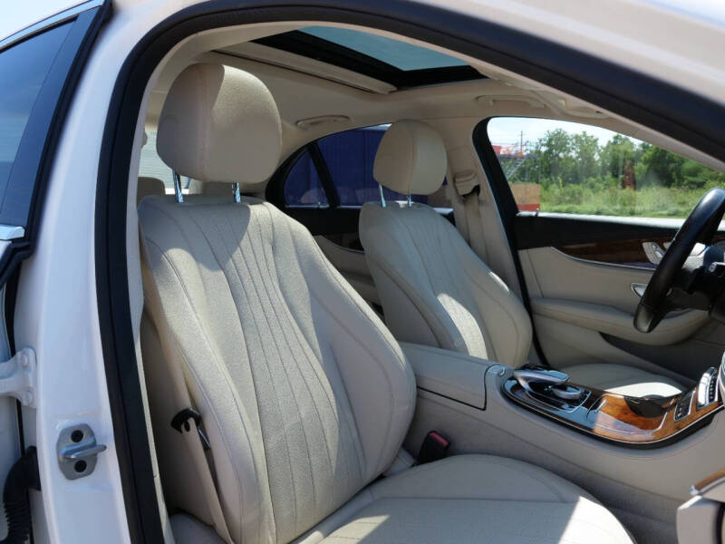 2019 Mercedes-Benz E-Class E 300