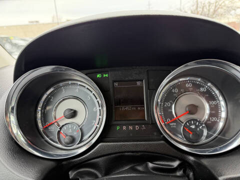 2013 Chrysler Town and Country Touring