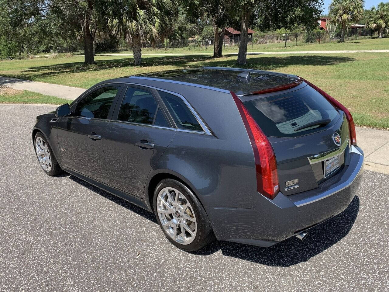 2011 Cadillac CTS-V 3