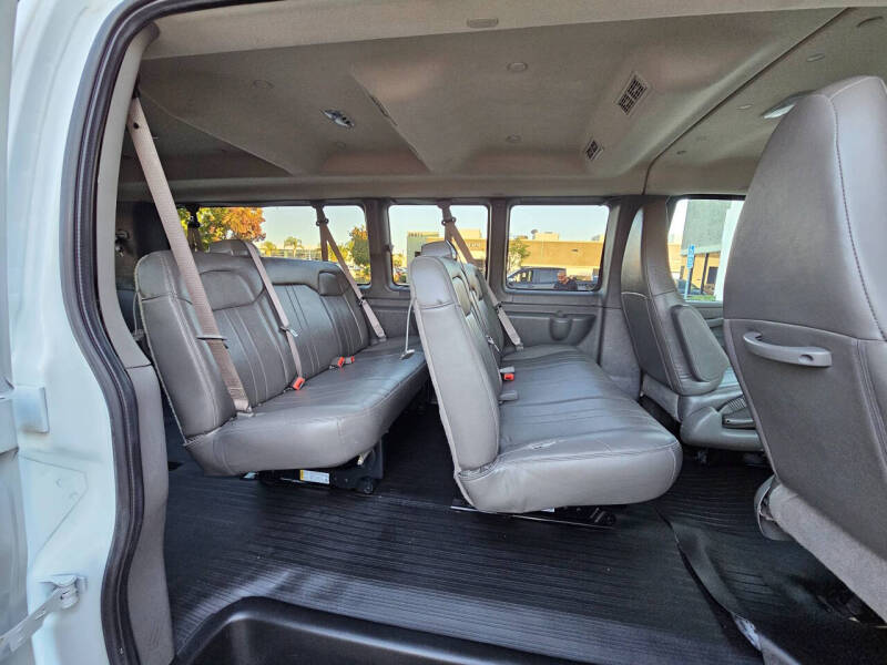 2023 Chevrolet Express LS 3500