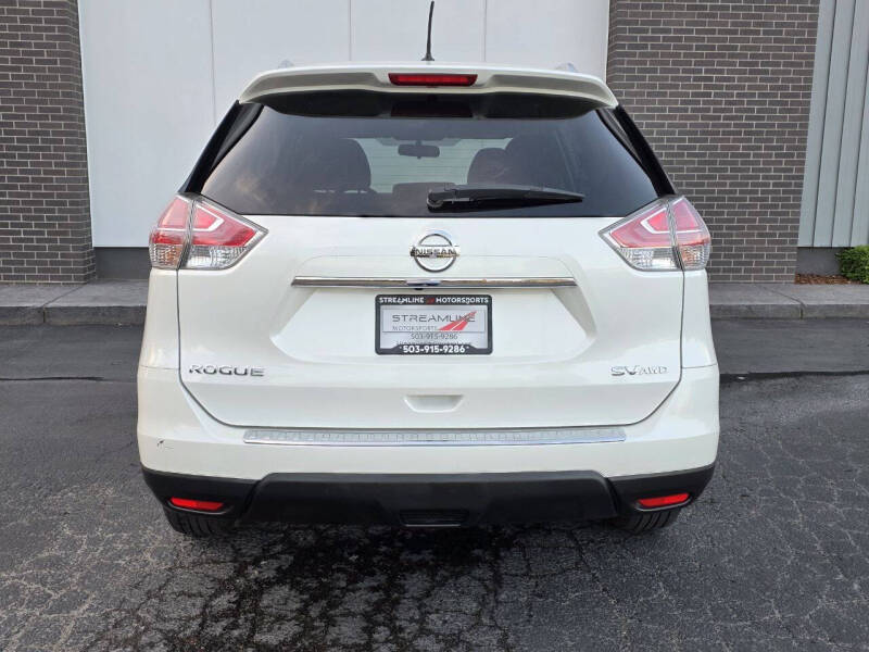 2016 Nissan Rogue SV