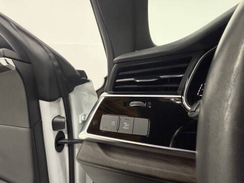 2019 Audi Q8 quattro Premium Plus 55 TFSI