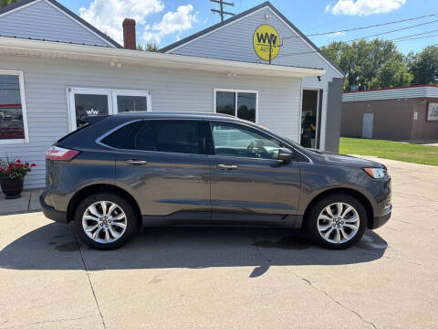 2020 Ford Edge Titanium
