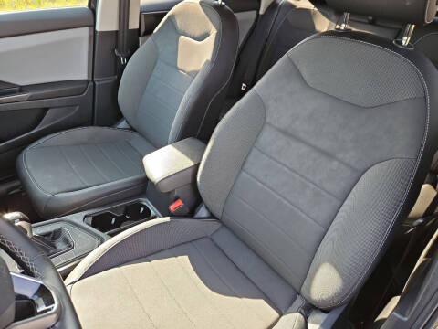 2022 Volkswagen Taos SE