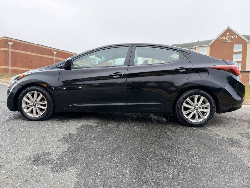 2016 Hyundai Elantra SE's photo