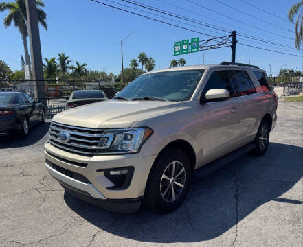 2018 Ford Expedition for sale at VALERISA AUTO in Davie FL