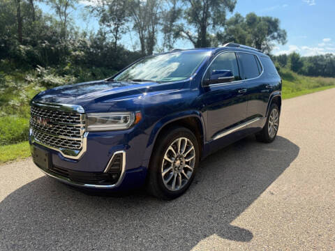 2023 GMC Acadia Denali