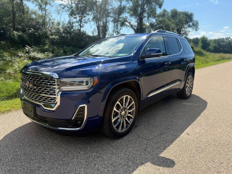2023 GMC Acadia Denali