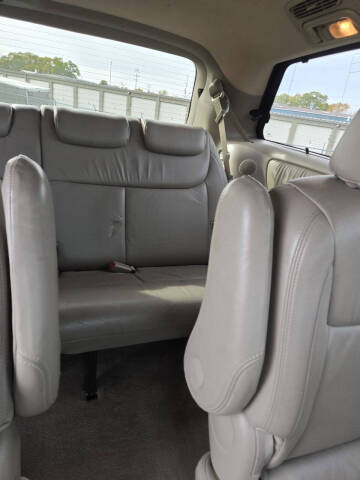 2005 Toyota Sienna XLE 7 Passenger