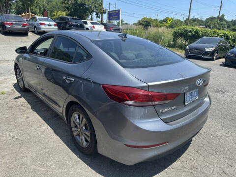 2018 Hyundai Elantra
