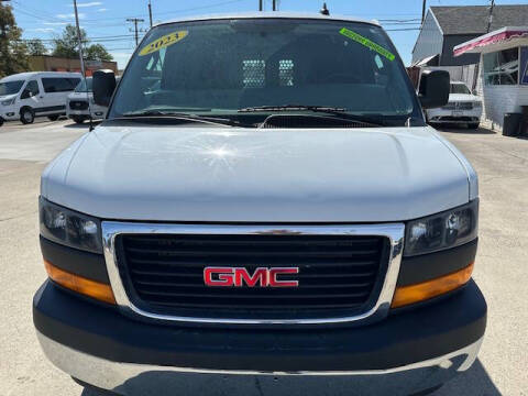2023 GMC Savana 2500