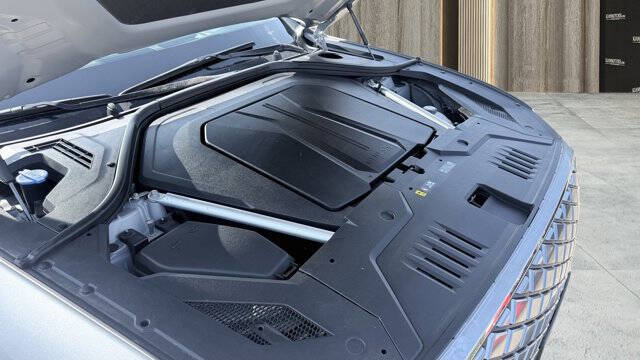 2023 Genesis Electrified GV70