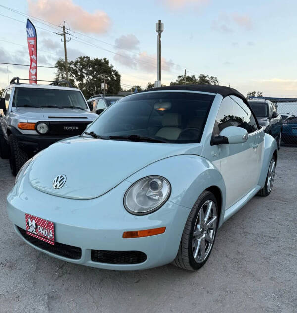 2010 Volkswagen New Beetle Convertible