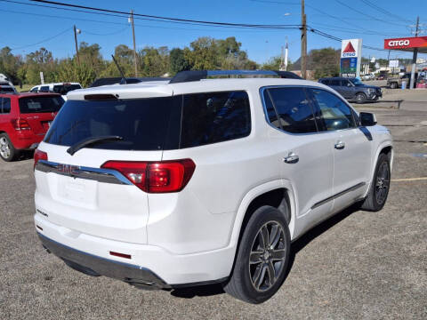 2017 GMC Acadia Denali