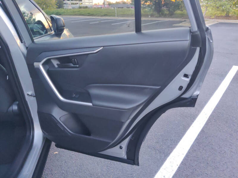 2023 Toyota RAV4 Hybrid LE