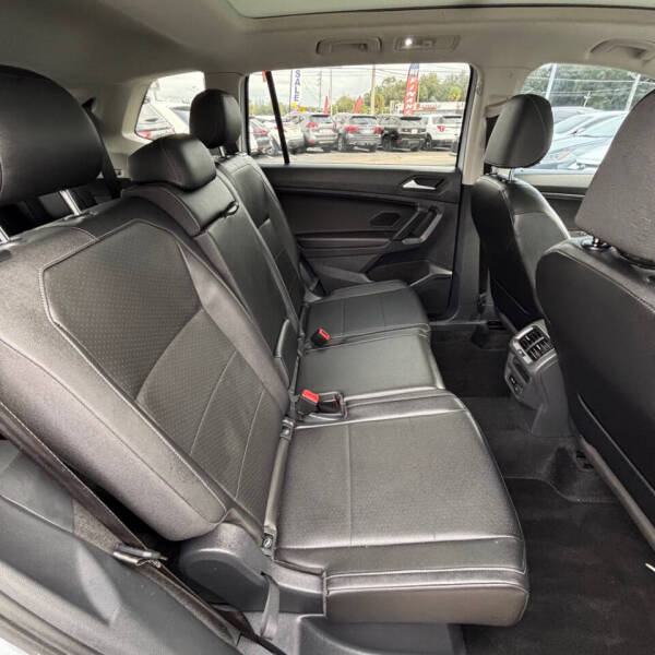 2019 Volkswagen Tiguan SE