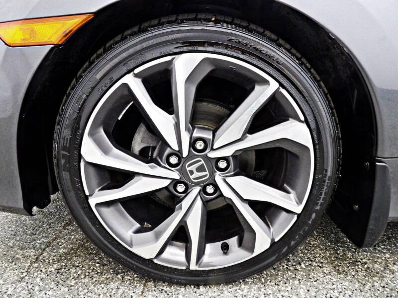 2019 Honda Civic Touring