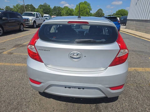 2012 Hyundai Accent GS
