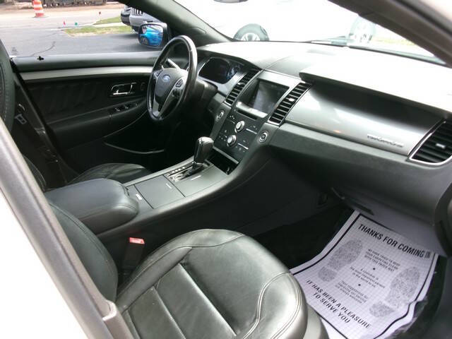 2013 Ford Taurus SEL