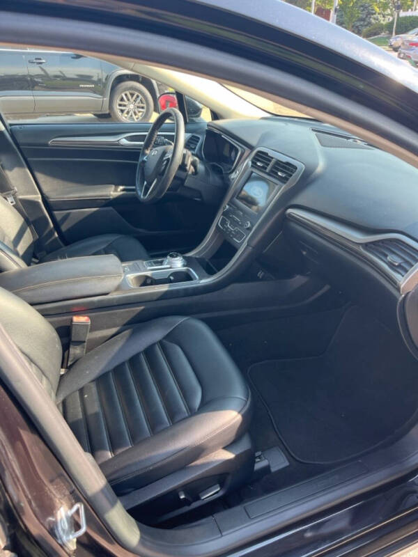 2019 Ford Fusion SEL