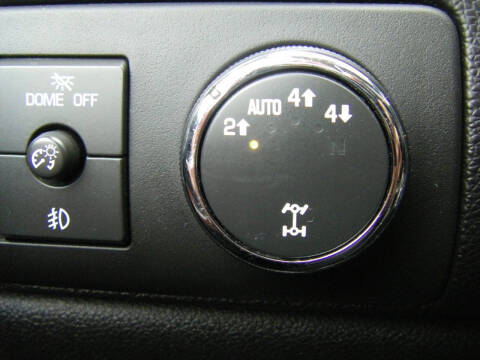 2011 GMC Yukon XL SLE