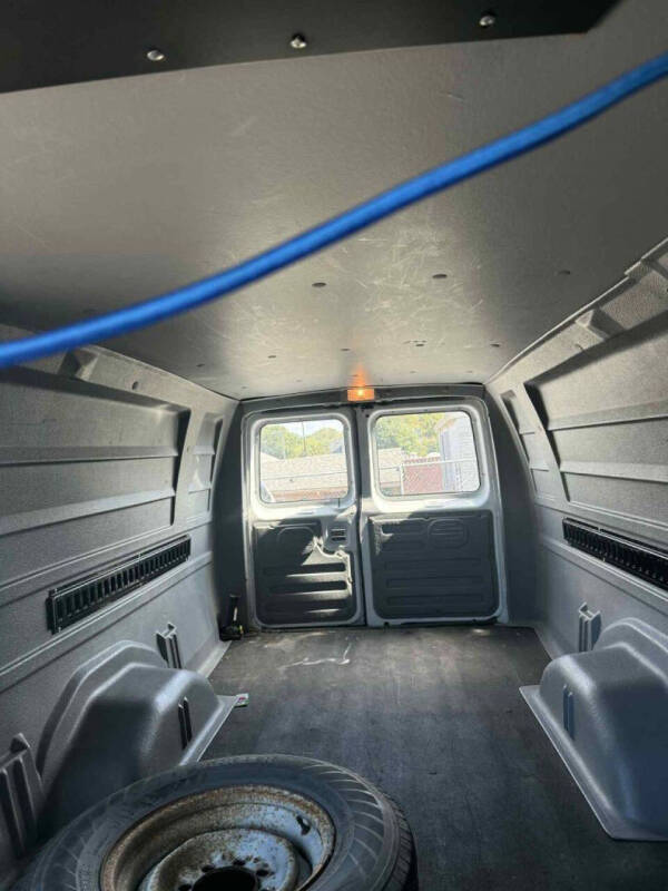 2006 Ford E-Series E-250