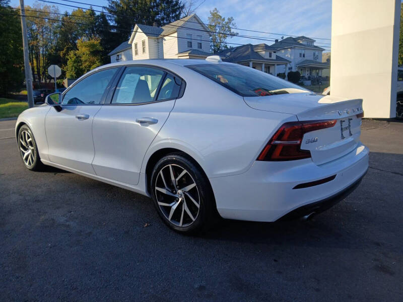2019 Volvo S60 T6 Momentum