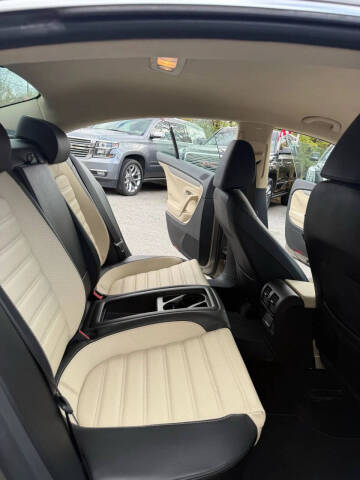 2009 Volkswagen CC Sport