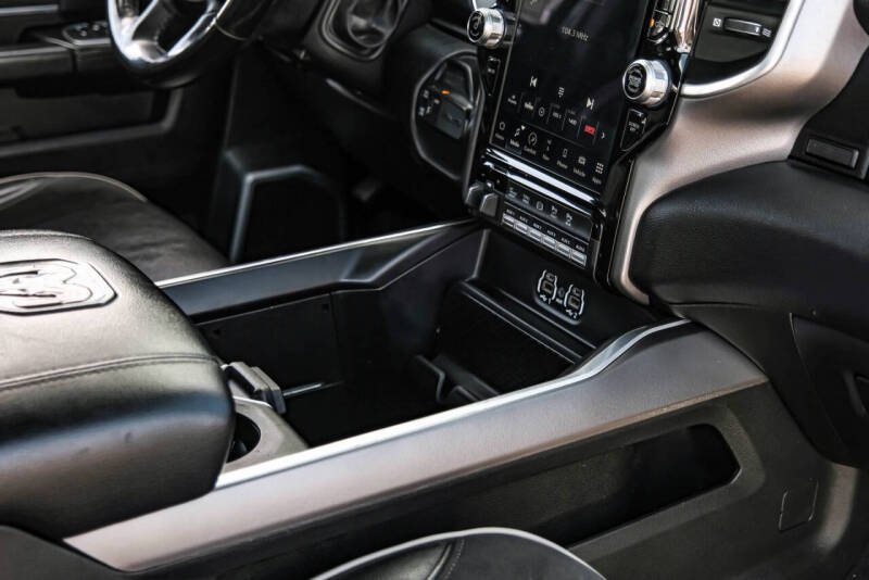 2022 RAM 3500 Laramie