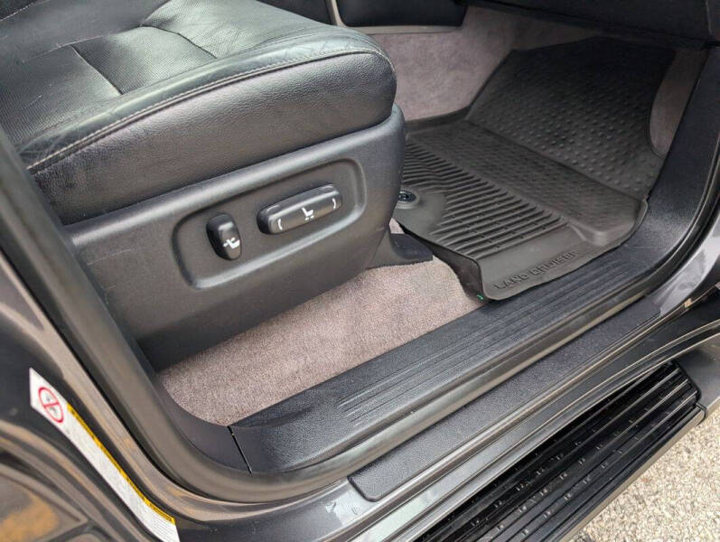 2013 Toyota Land Cruiser