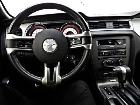 2010 Ford Mustang V6 Premium