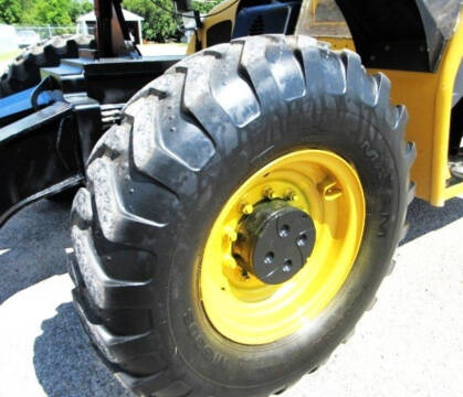 2012 Caterpillar TL 1055