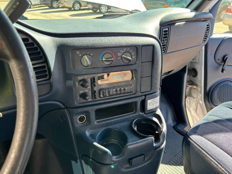 2000 Chevrolet Astro
