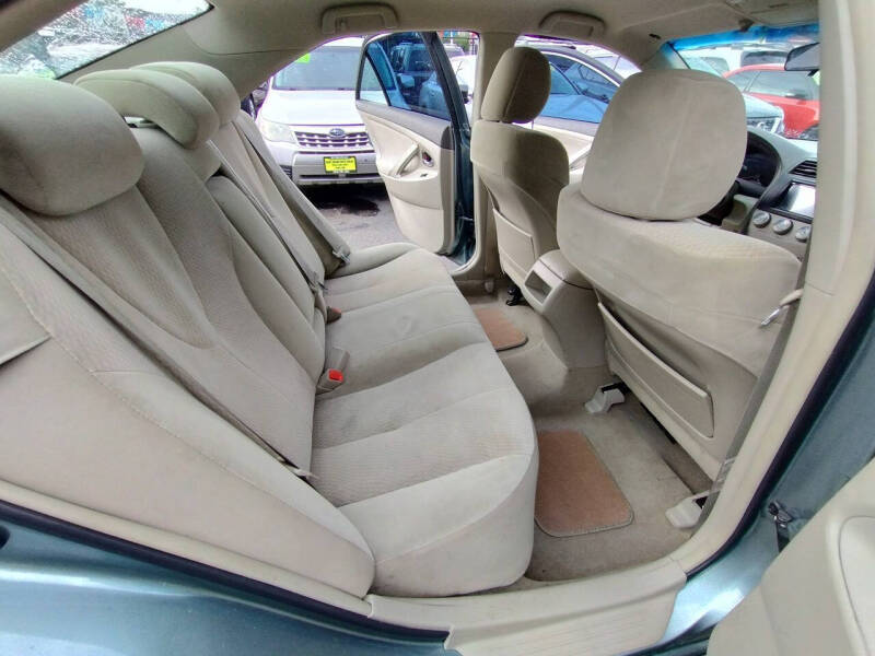 2010 Toyota Camry LE