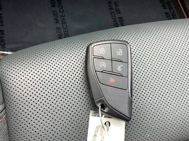 2024 GMC Acadia AT4