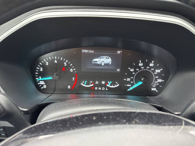 2021 Ford Escape SEL