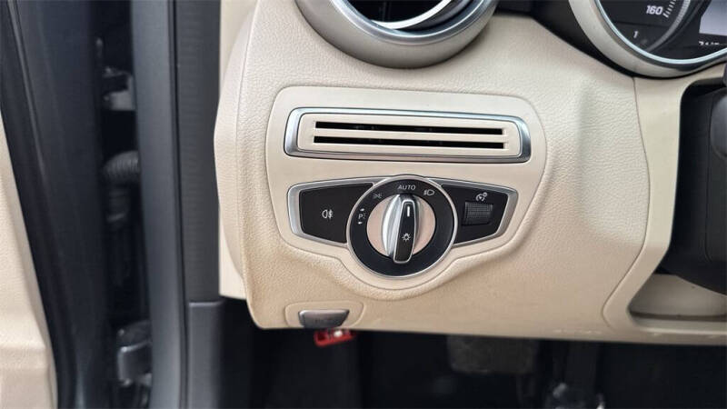 2018 Mercedes-Benz C-Class C 300