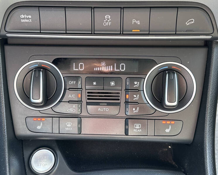 2016 Audi Q3 2.0T quattro Premium Plus