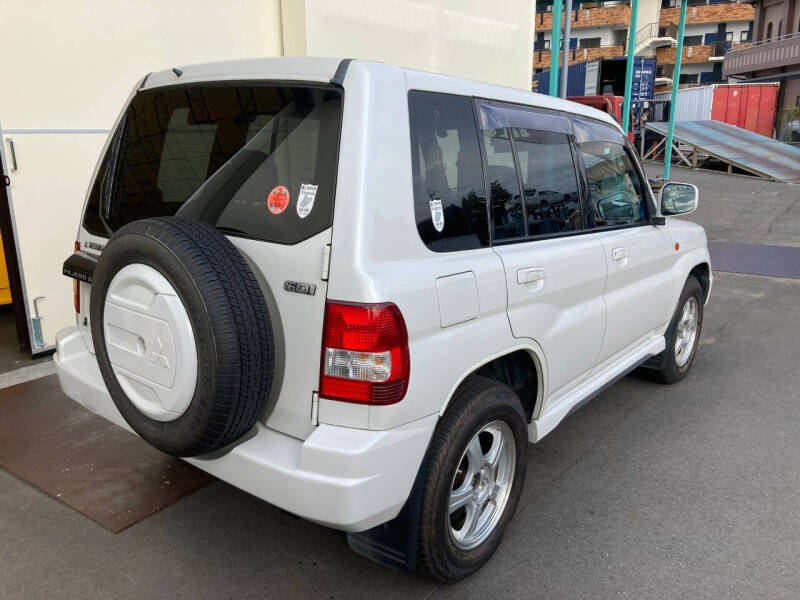 2000 Mitsubishi Pajero